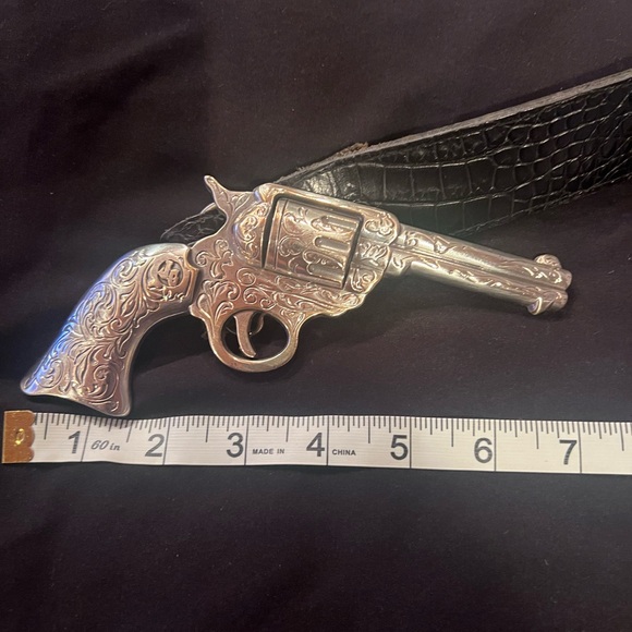 Junk Gypsy Gun Buckle with Black Crocodile Stamp Leather Belt - Picture 7 of 11